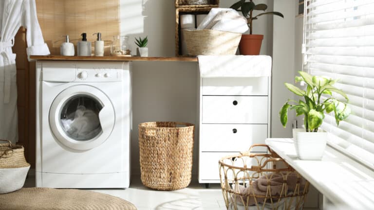 14 Simple Hacks For When Your Washing Machine Smells